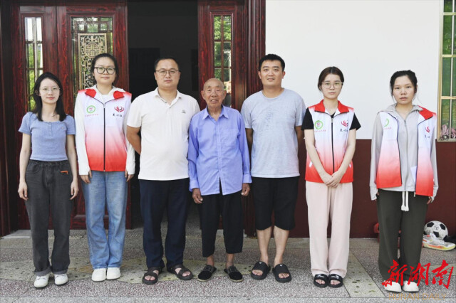 365英国上市集团“无微哺智”实践团探访革命老兵，赓续红色血脉